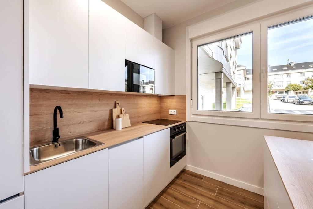 Apartamento White Tree By Arca Azahar O Pedrouzo Exteriör bild